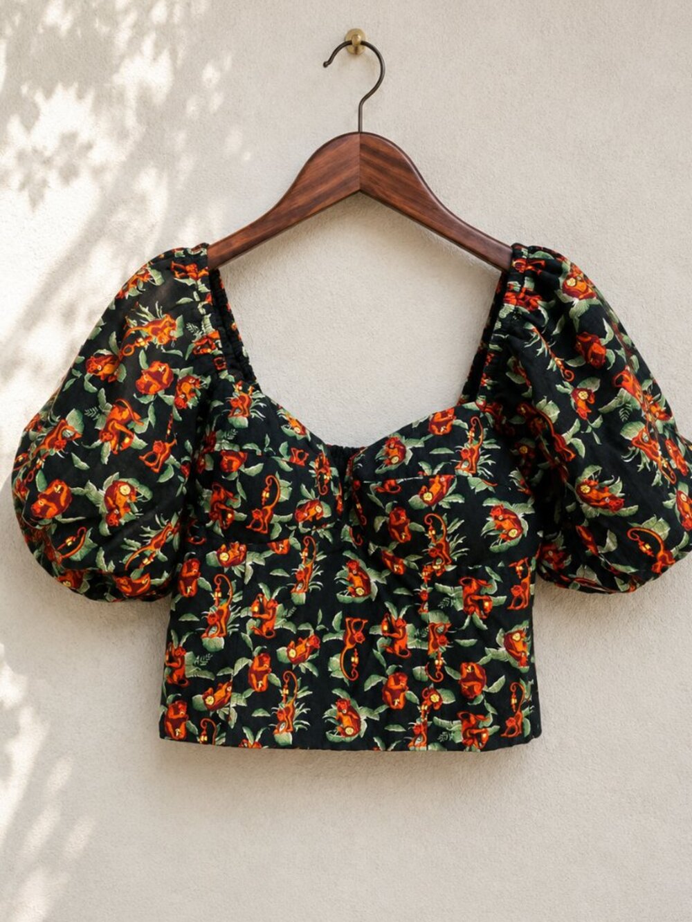 NWT Aqua x The White Lotus Monkey Print Linen Blend Puff Sleeve Top M